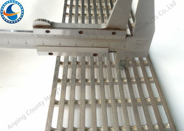 304 แผงหน้าจอลวดลิ่มสแตนเลสแบนป้องกันการกัดกร่อน 0.2 มม. Slot